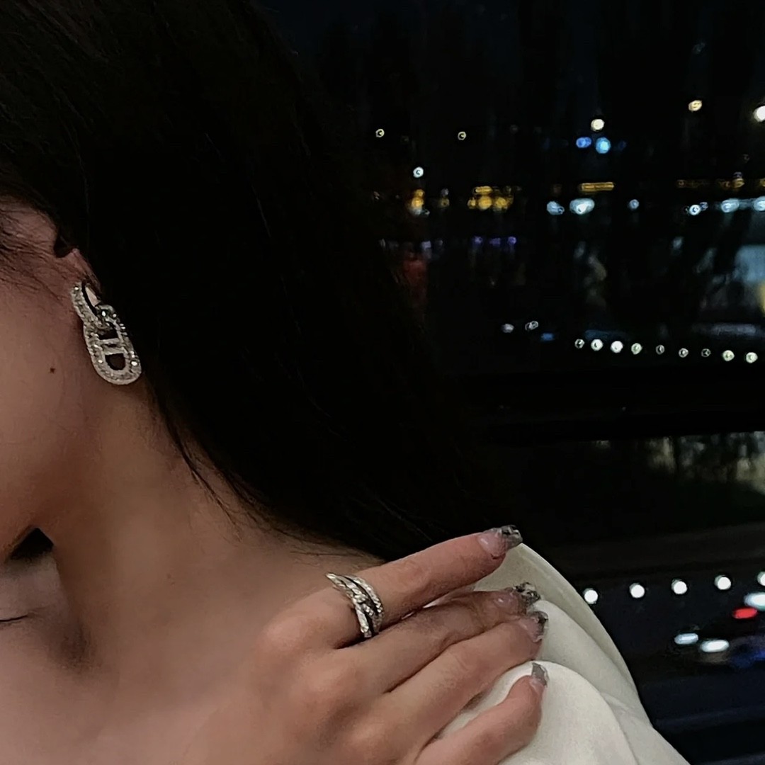 [HERMES-에르메스] 에르메스  샹달 귀걸이