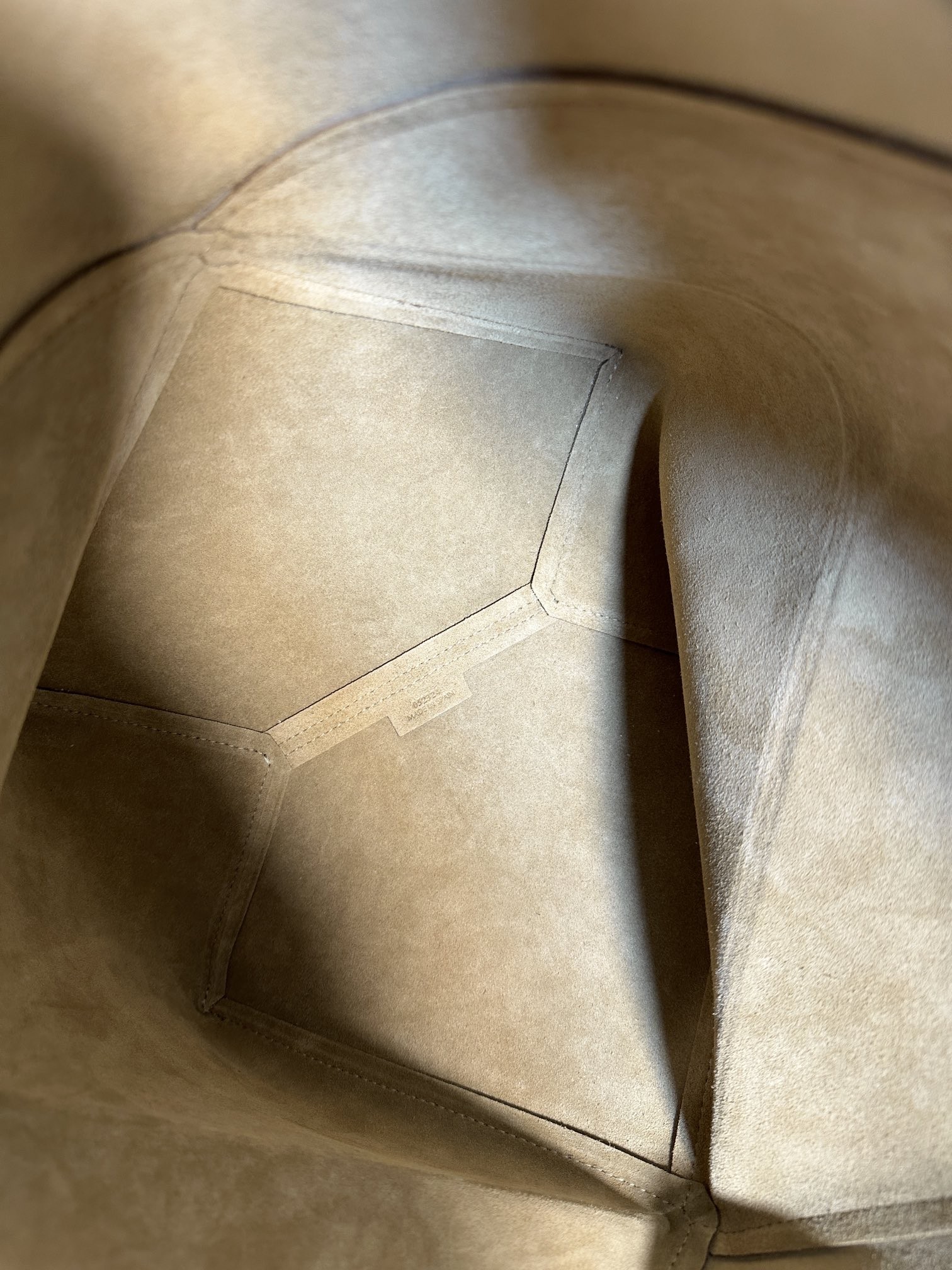 로에베 퍼즐 폴드 토트백