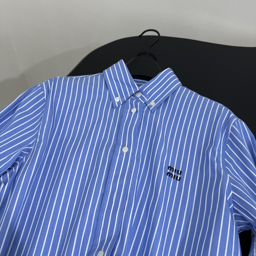 [MIU MIU-미우미우] 미우미우 여성 스프라이트 코튼 크롭 셔츠