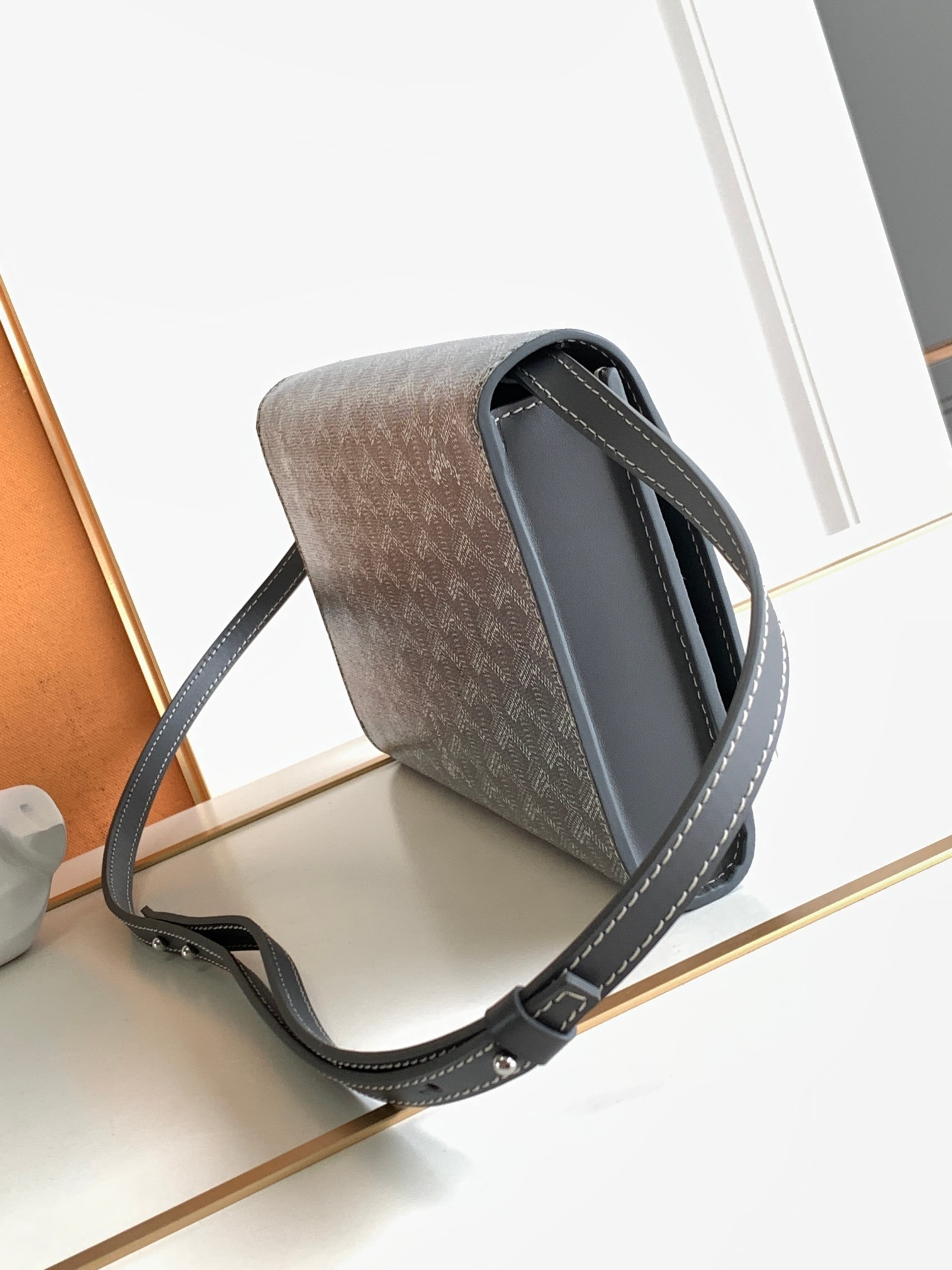 고야드 몬테 카를로 PM 클러치