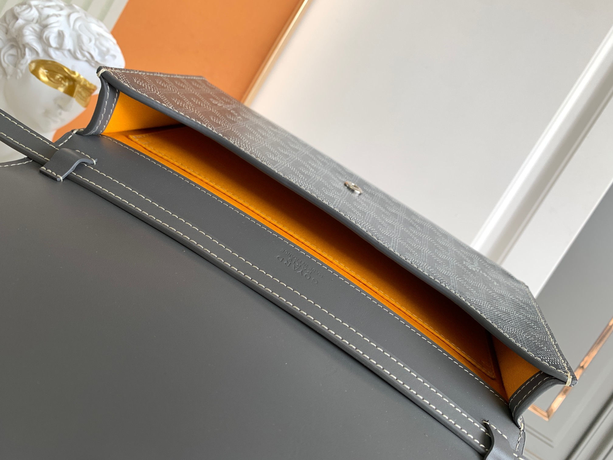 고야드 몬테 카를로 PM 클러치