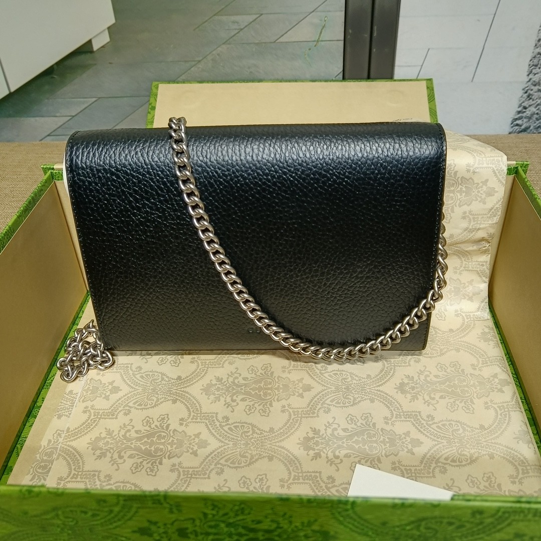 구찌 디오니서스 GG 수프림 체인 월렛