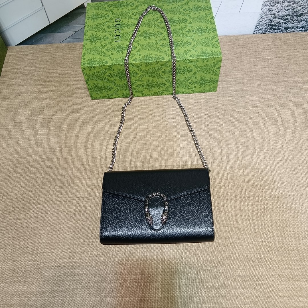구찌 디오니서스 GG 수프림 체인 월렛