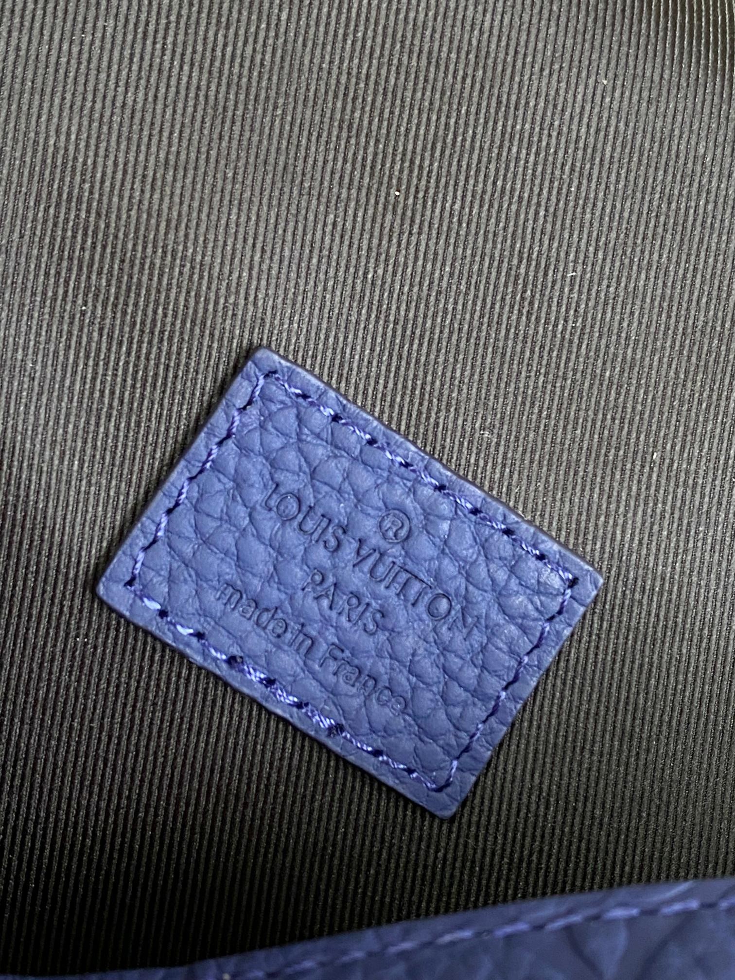 [LOUIS VUITTON-루이비통] 루이비통 스티머 웨어러블 월릿 M11522