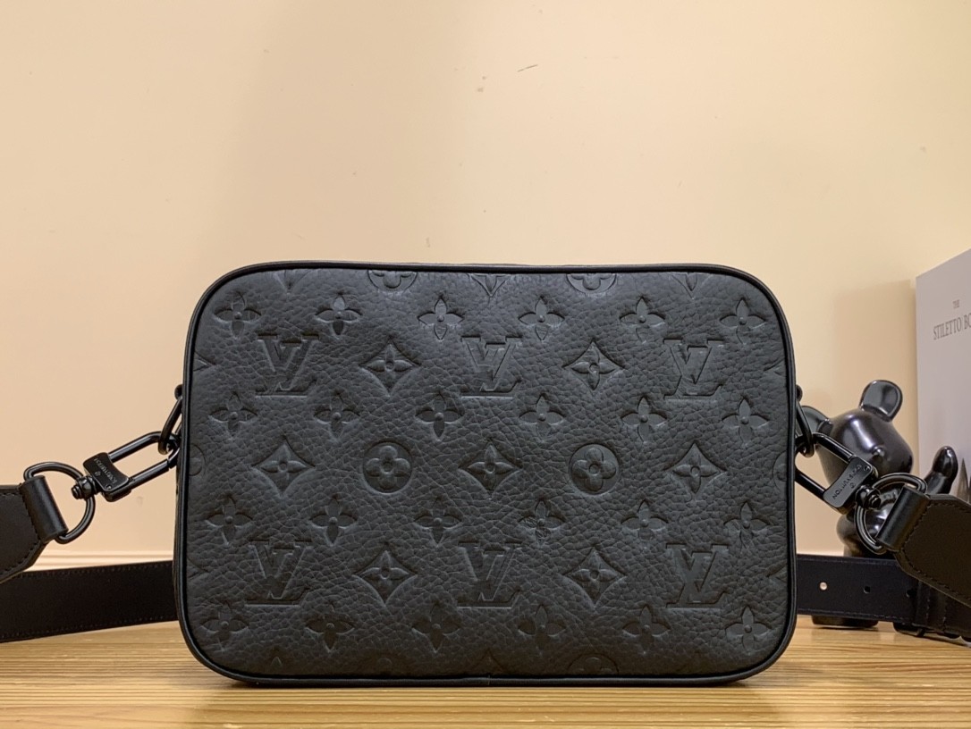 [LOUIS VUITTON-루이비통] 루이비통 스티머 메신저 모노그램 이클립스