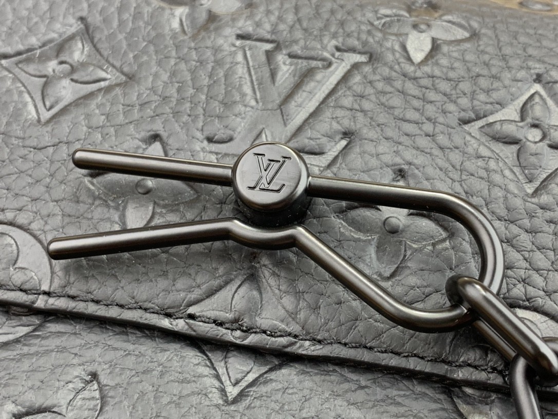 [LOUIS VUITTON-루이비통] 루이비통 스티머 메신저 모노그램 이클립스