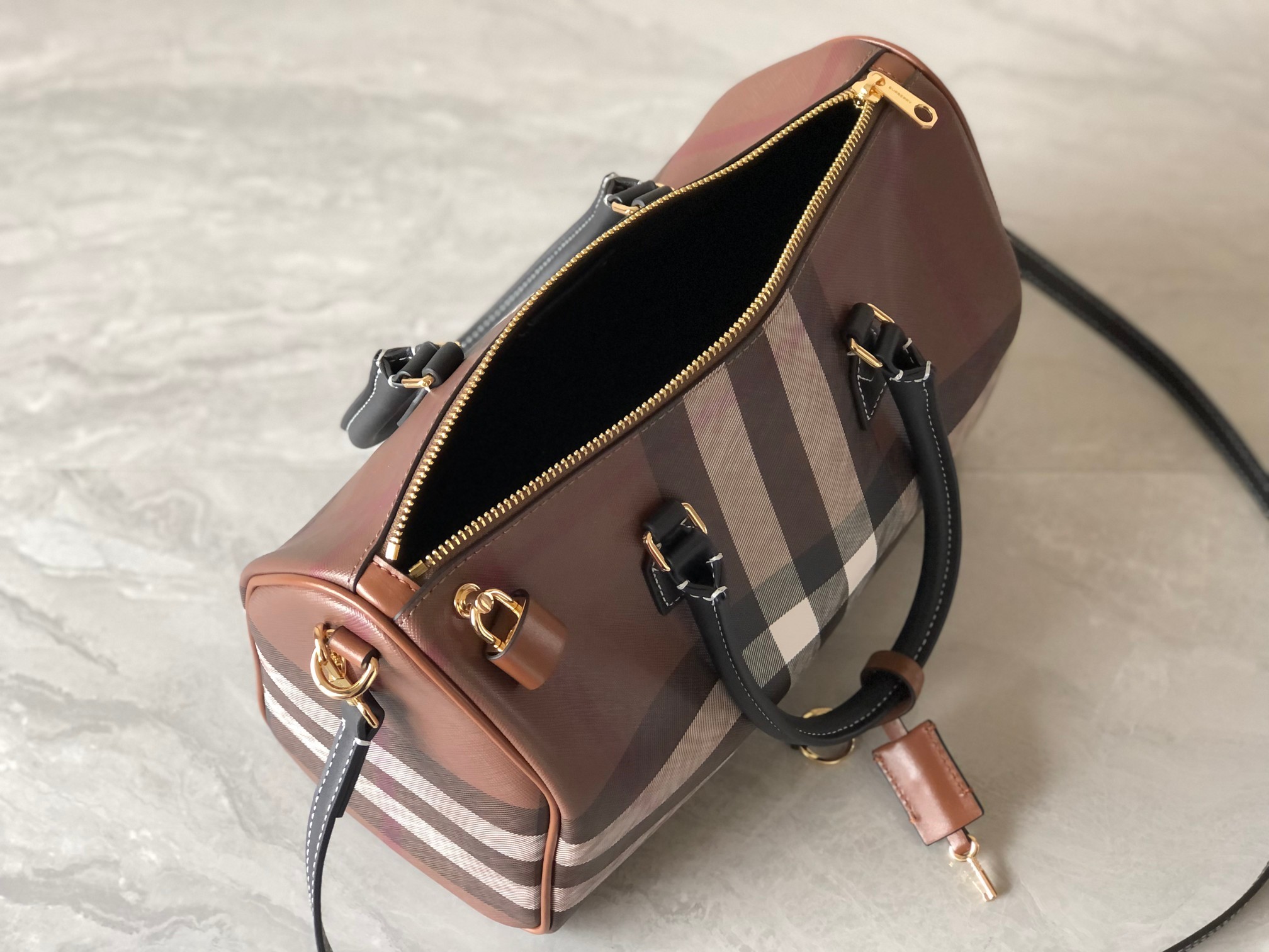 [BURBERRY-버버리] 버버리 체크 미니 볼링 토트 숄더백