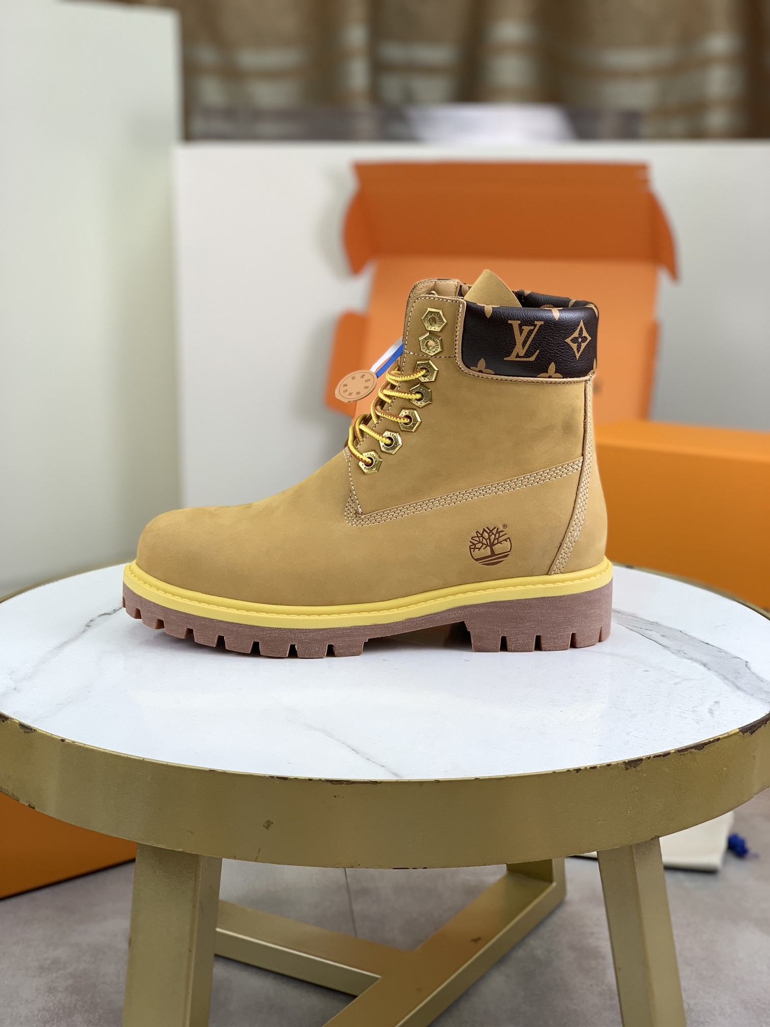 [LOUIS VUITTON-루이비통] 루이비통 팀버랜드 콜라보 워커 부츠 신발