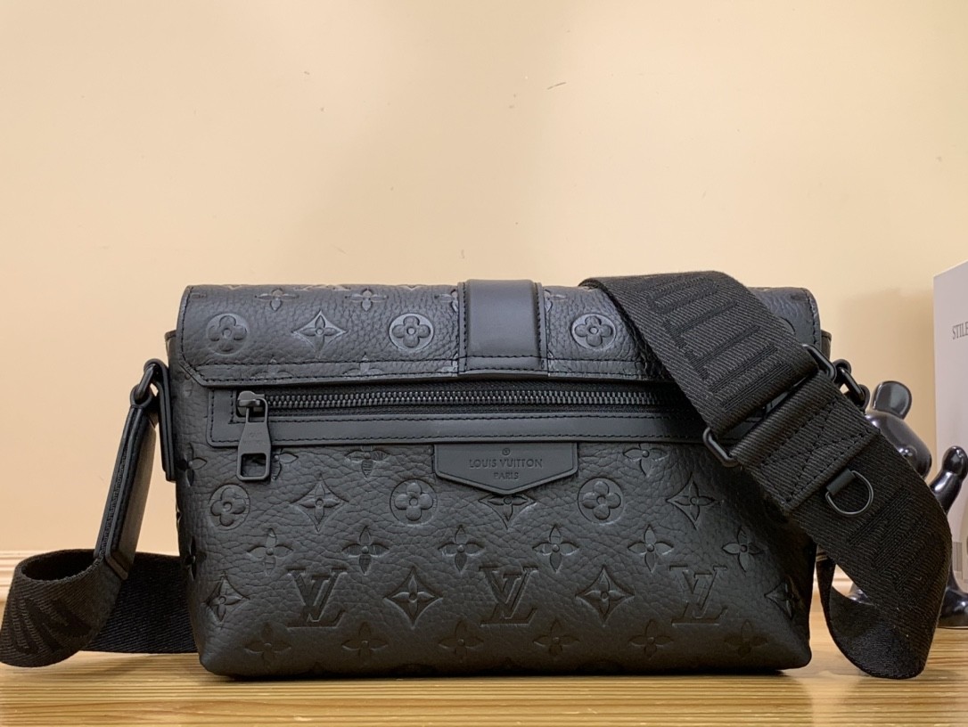 [LOUIS VUITTON-루이비통] 루이비통 S-케이프 메신저 크로스백