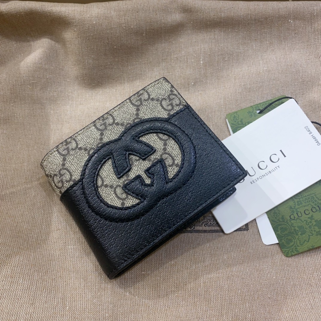 [GUCCI-구찌] 구찌 컷아웃 인터로킹 G 지갑 블랙 베이지 에보니