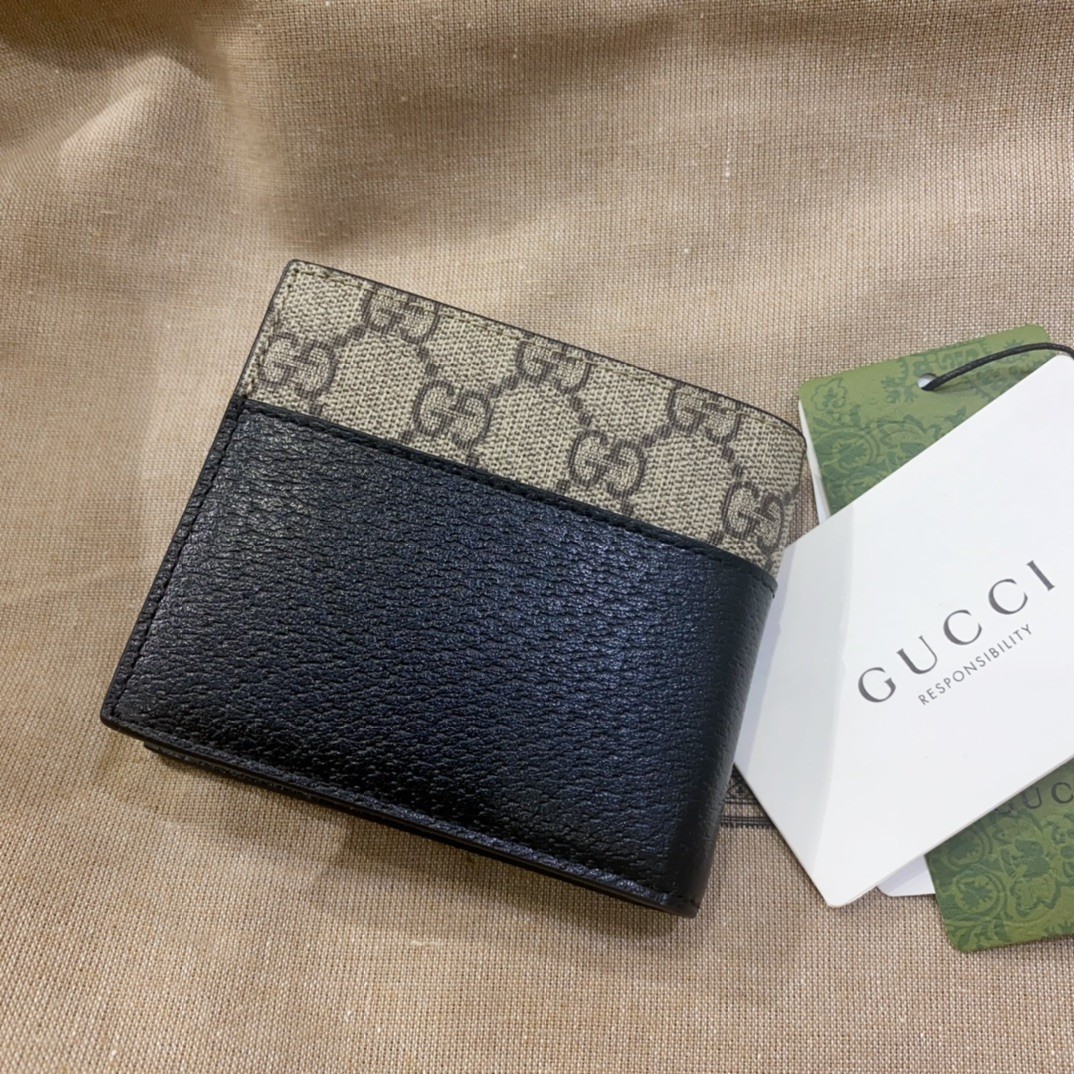 [GUCCI-구찌] 구찌 컷아웃 인터로킹 G 지갑 블랙 베이지 에보니
