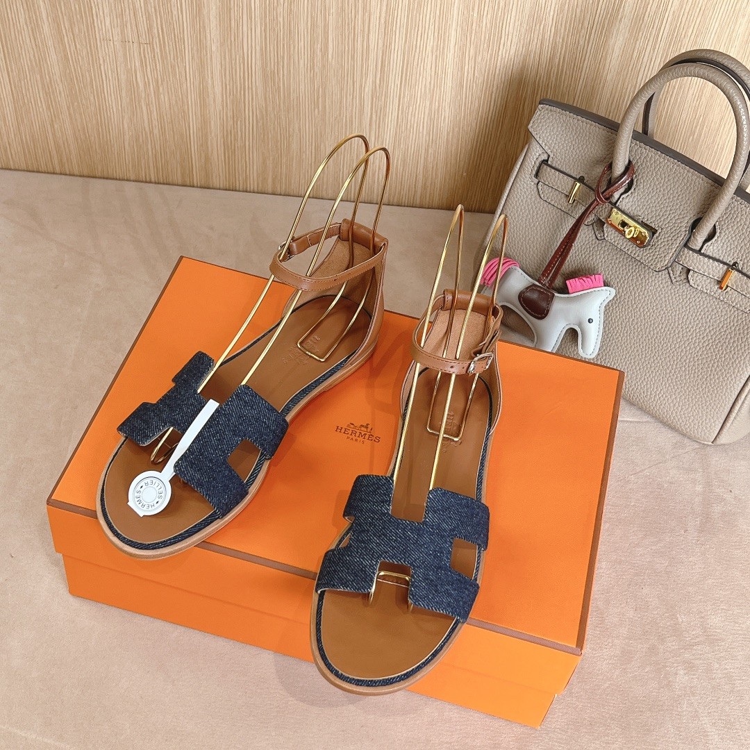 [HERMES-에르메스] 에르메스  산토리니 샌들