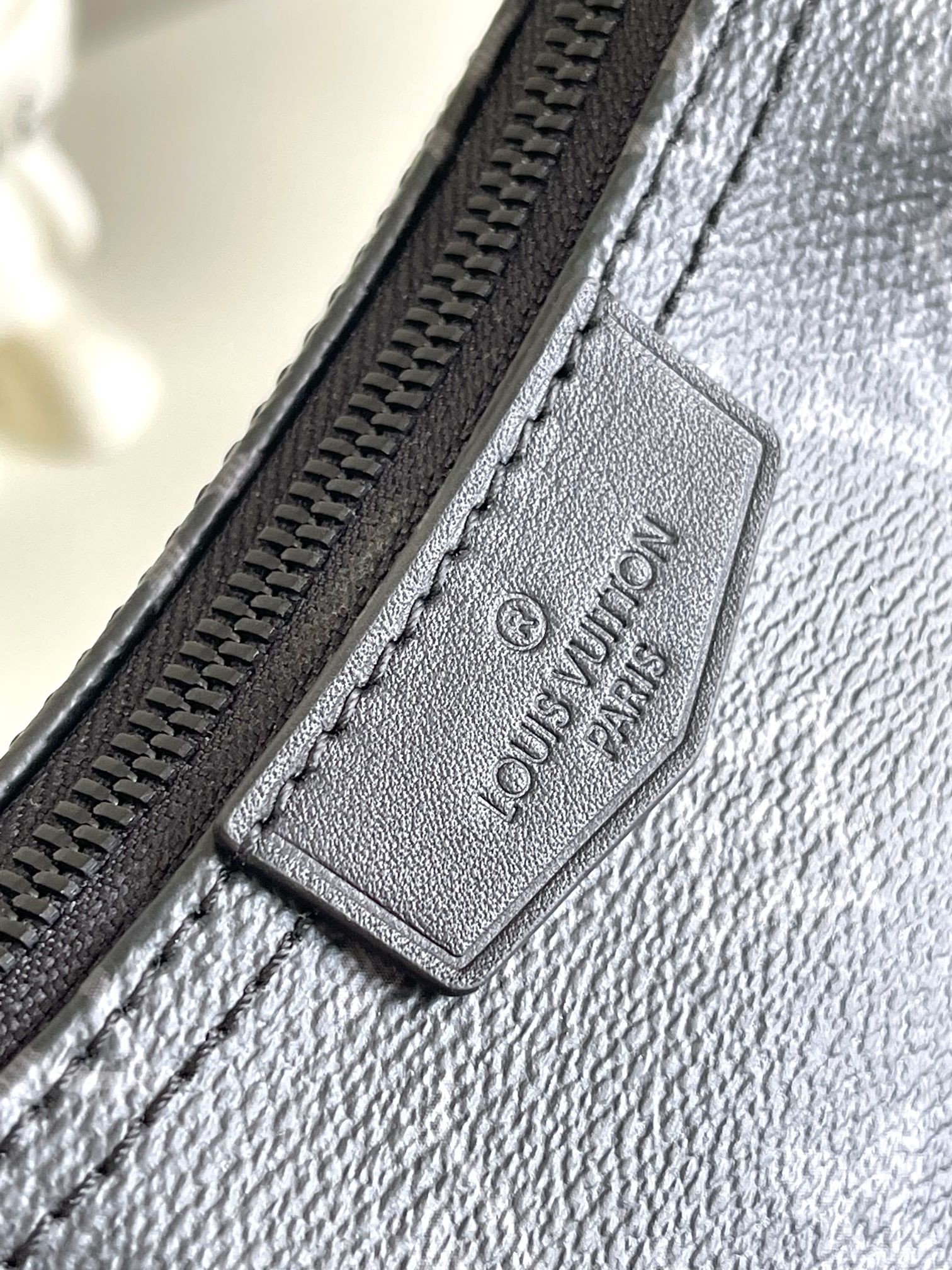 [LOUIS VUITTON-루이비통] 루이비통 이클립스 모노그램 해먹백 M47158