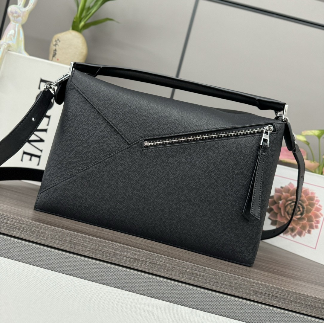 [LOEWE-로에베 ]로에베 아나그램 퍼즐 백