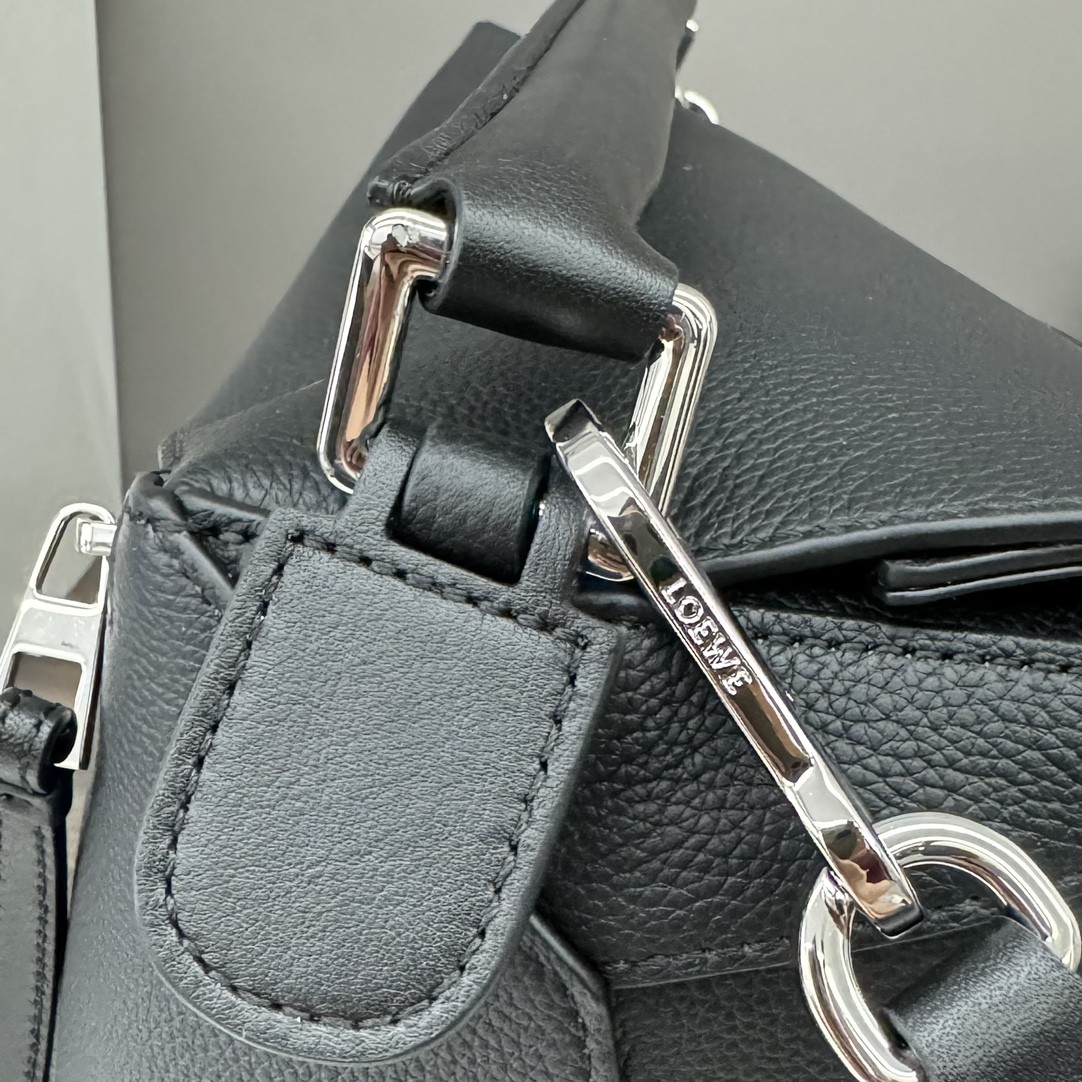 [LOEWE-로에베 ]로에베 아나그램 퍼즐 백