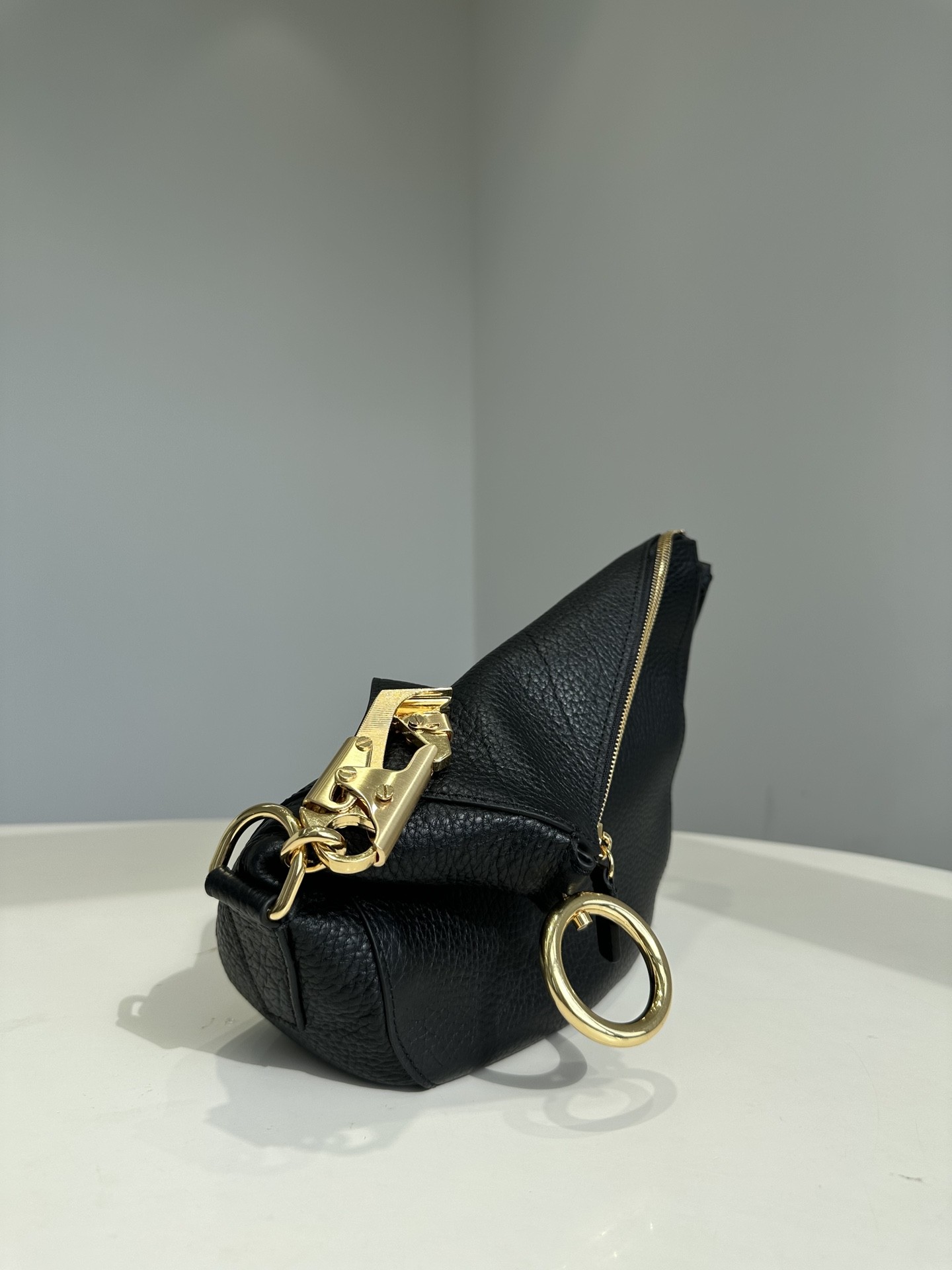 버버리 나이트 백