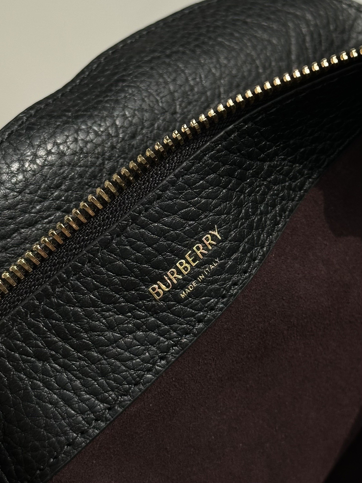 버버리 나이트 백