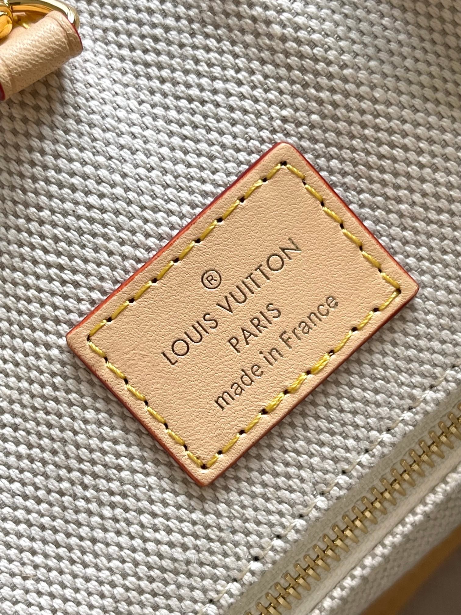 [LOUIS VUITTON-루이비통] 루이비통 온더고 보야주 M47147