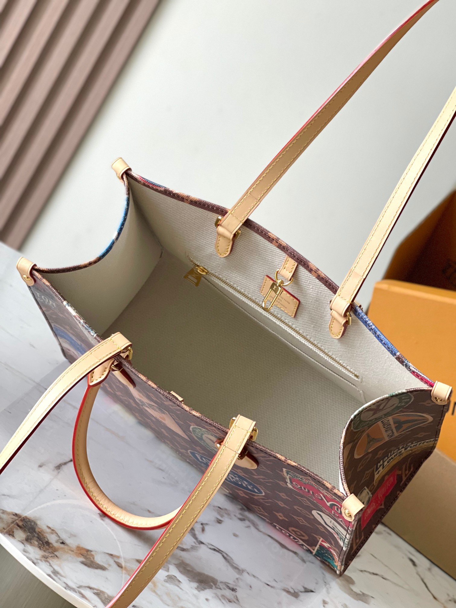 [LOUIS VUITTON-루이비통] 루이비통 온더고 보야주 M47147