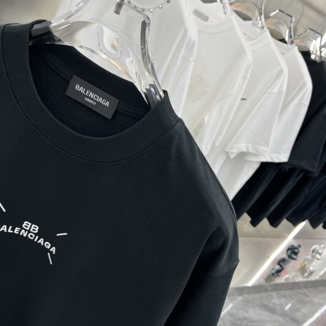 [BALENCIAGA-발렌시아가] 발렌시아가 로고 반팔티 블랙