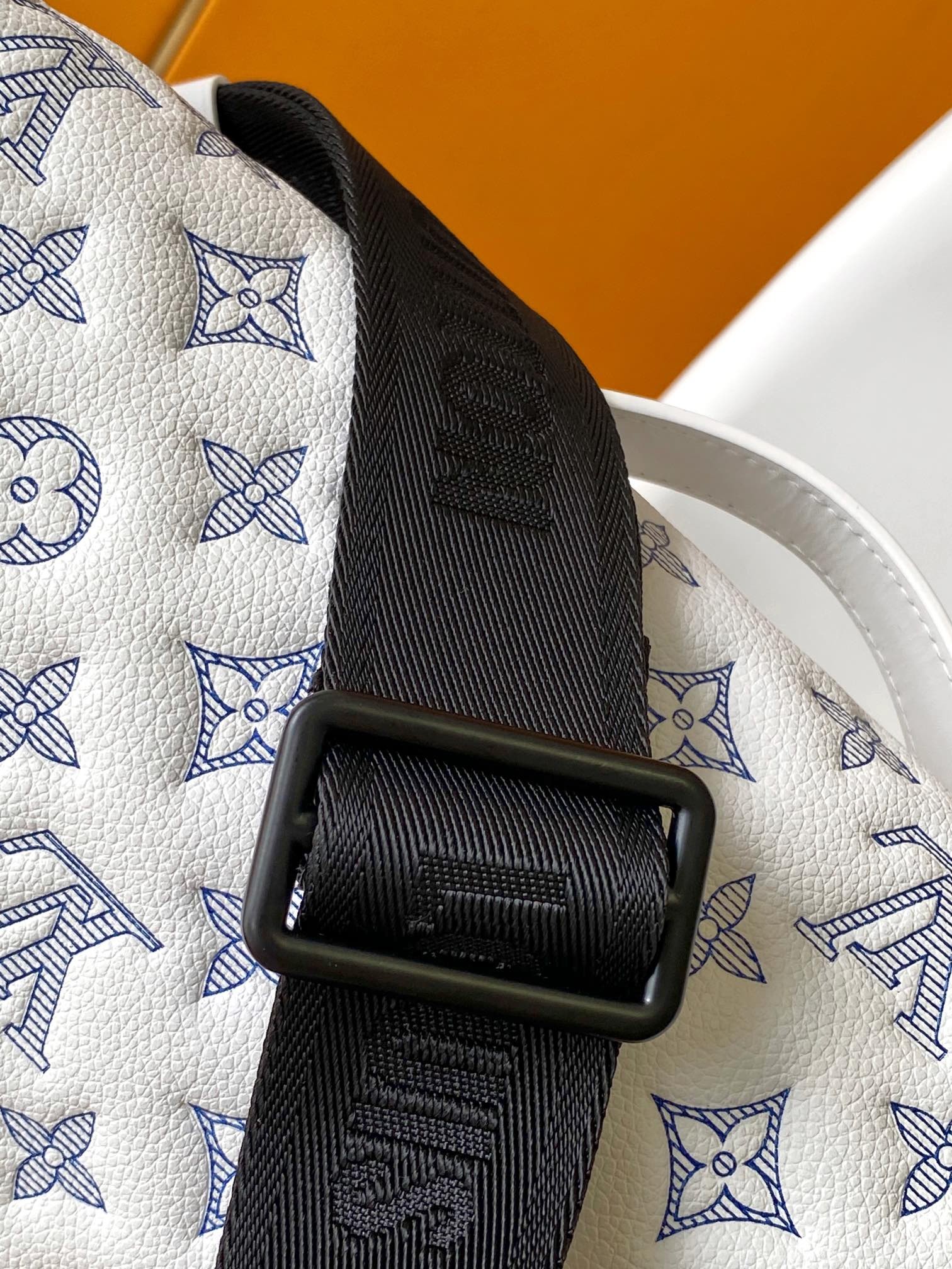 [LOUIS VUITTON-루이비통] 루이비통 숄더백 크로스백 러시 범백 M25227