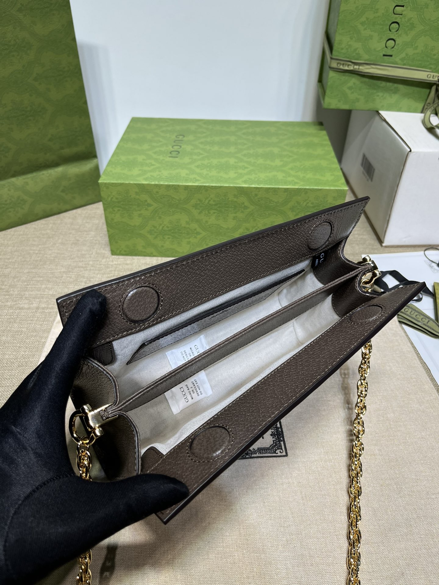 구찌 오피디아 GG 수프림 숄더백