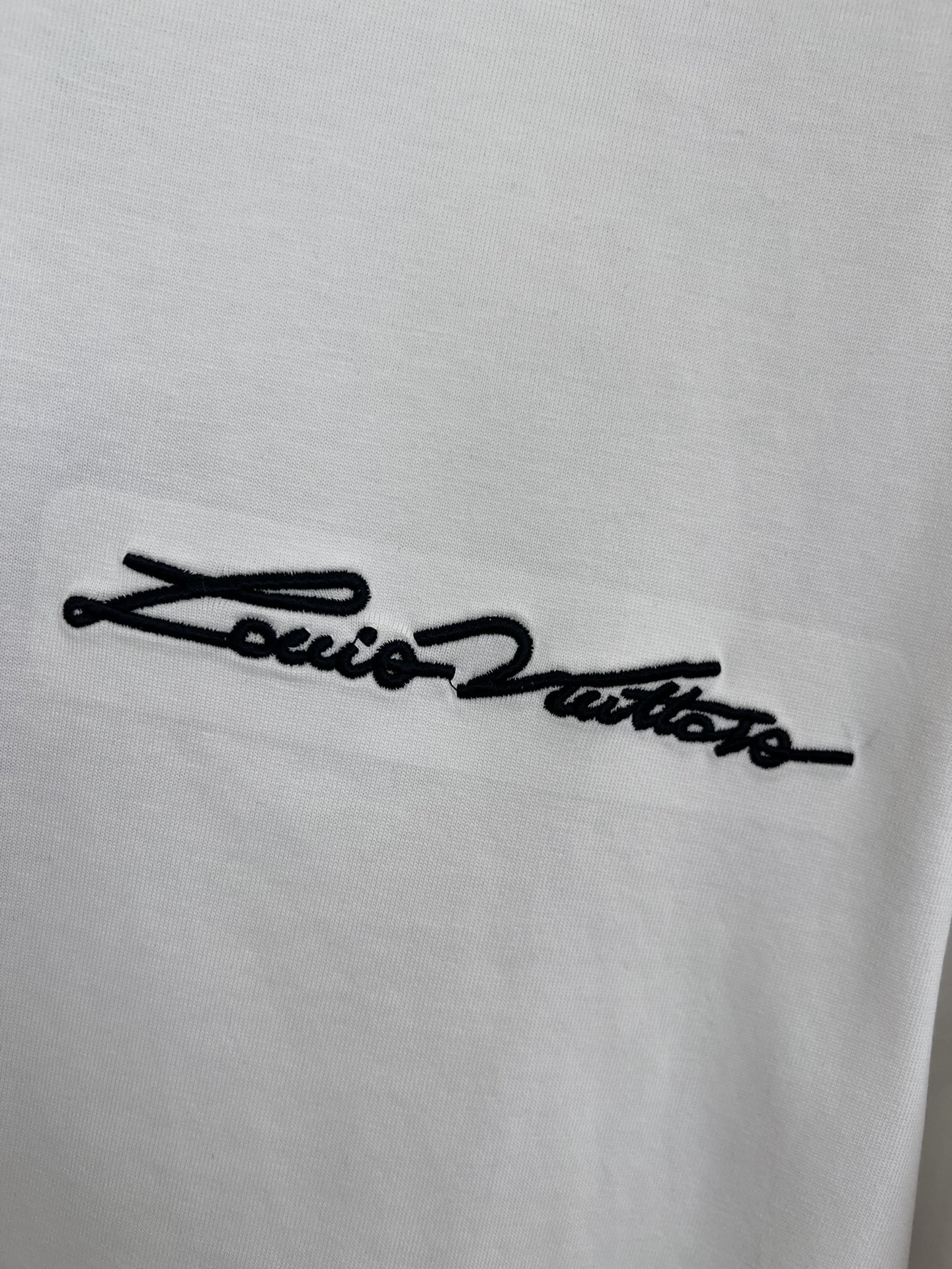 [LOUIS VUITTON-루이비통] 루이비통 로고 코튼 티셔츠