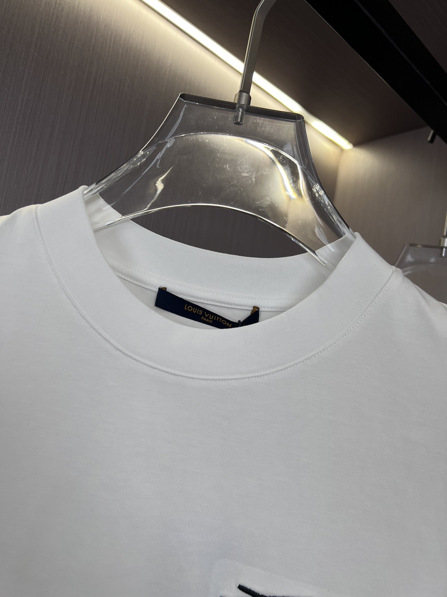 [LOUIS VUITTON-루이비통] 루이비통 로고 코튼 티셔츠