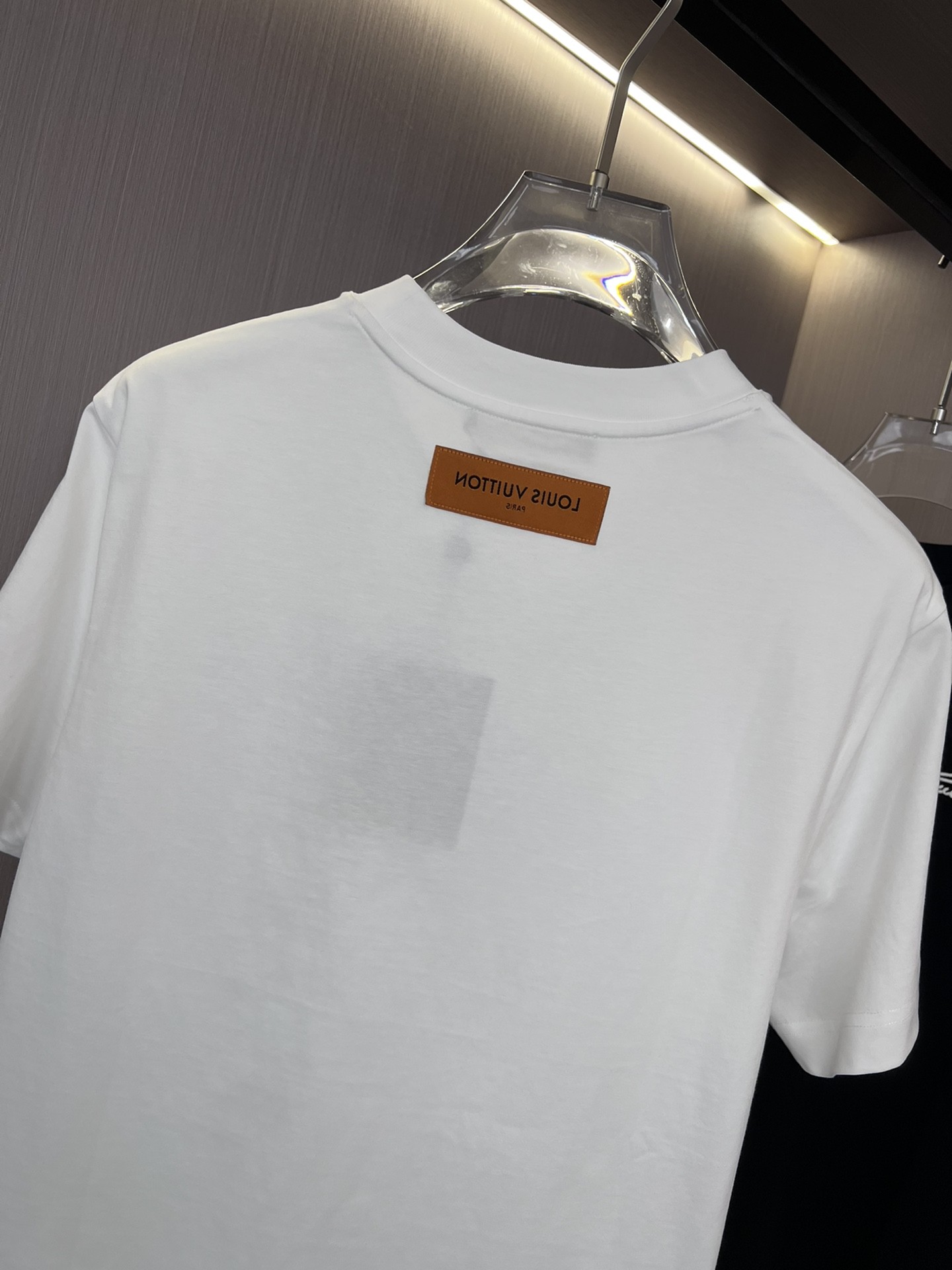 [LOUIS VUITTON-루이비통] 루이비통 로고 코튼 티셔츠