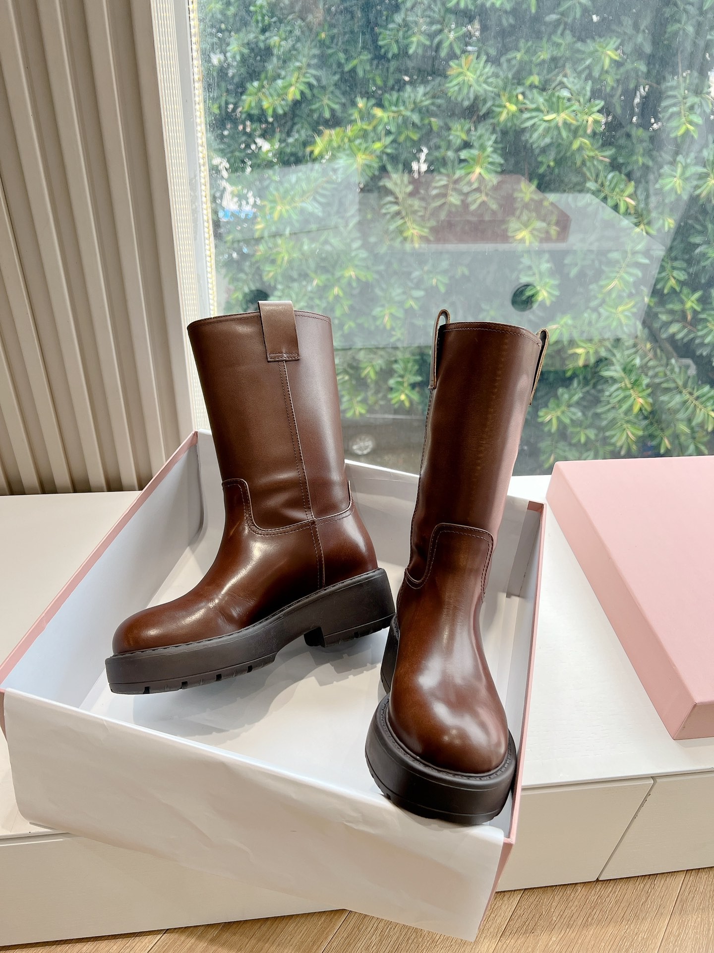 [MIU MIU-미우미우]  미우미우 롱 부츠