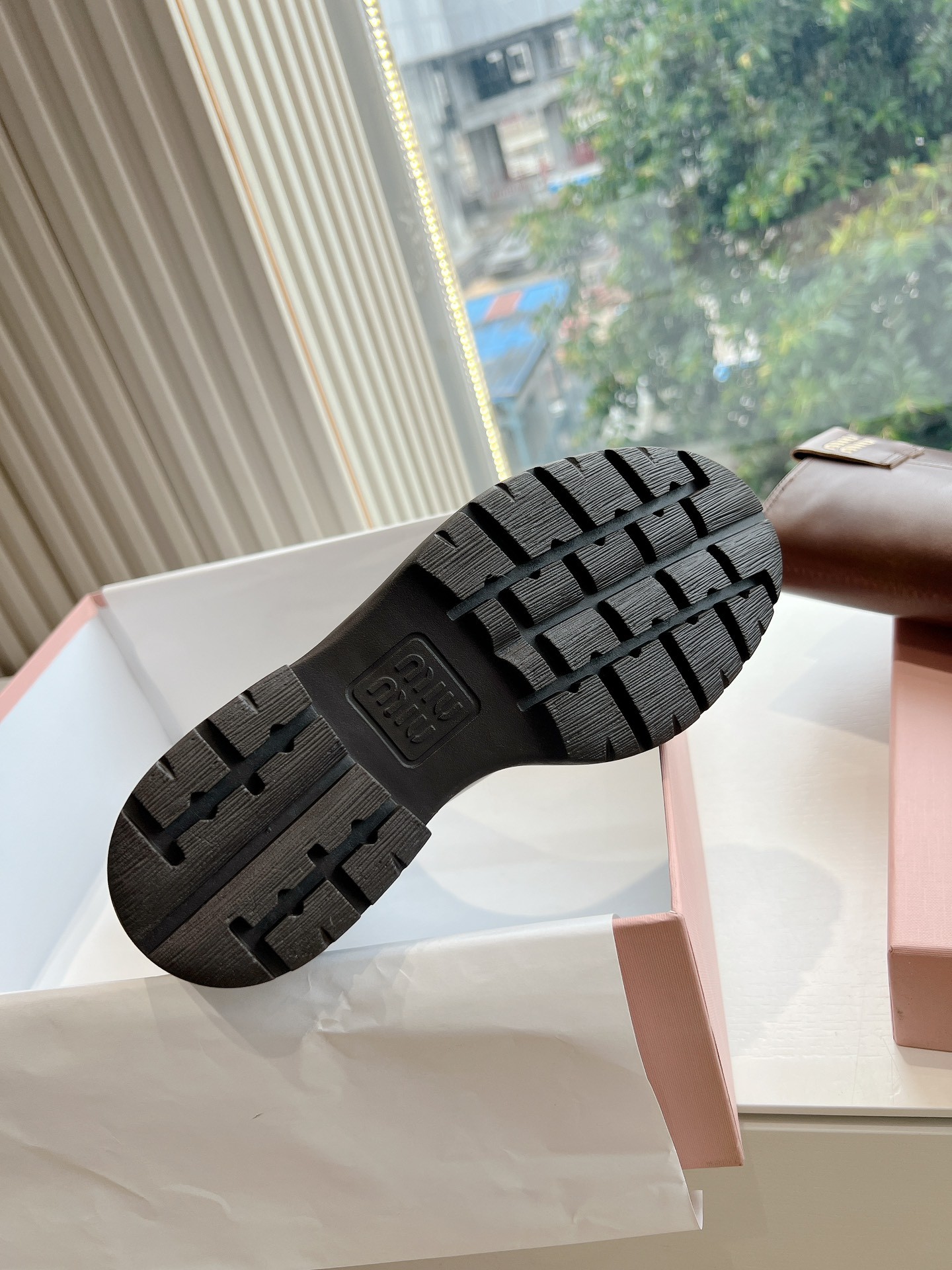 [MIU MIU-미우미우]  미우미우 롱 부츠