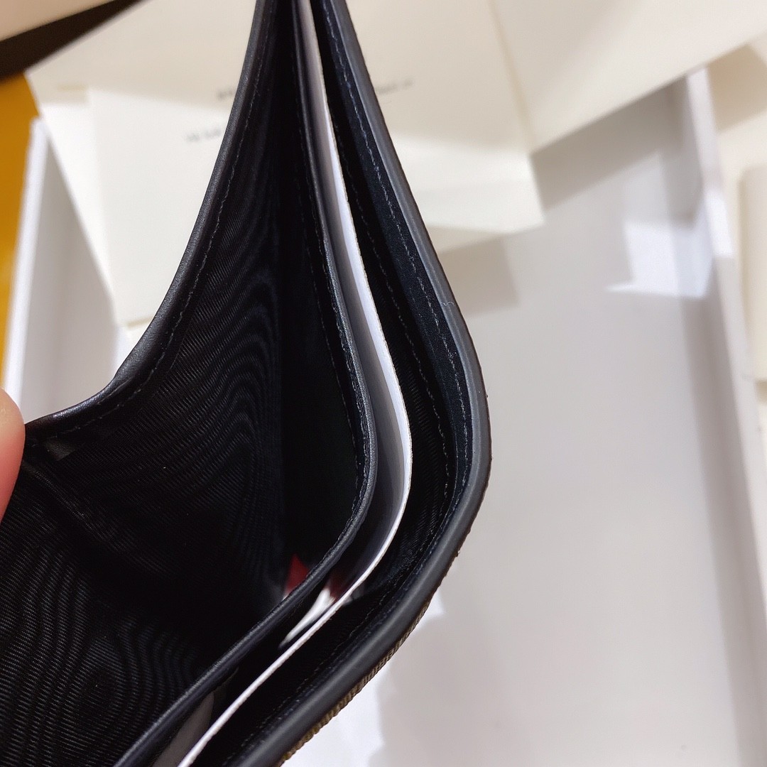 [GUCCI-구찌] 구찌 수프림 반지갑