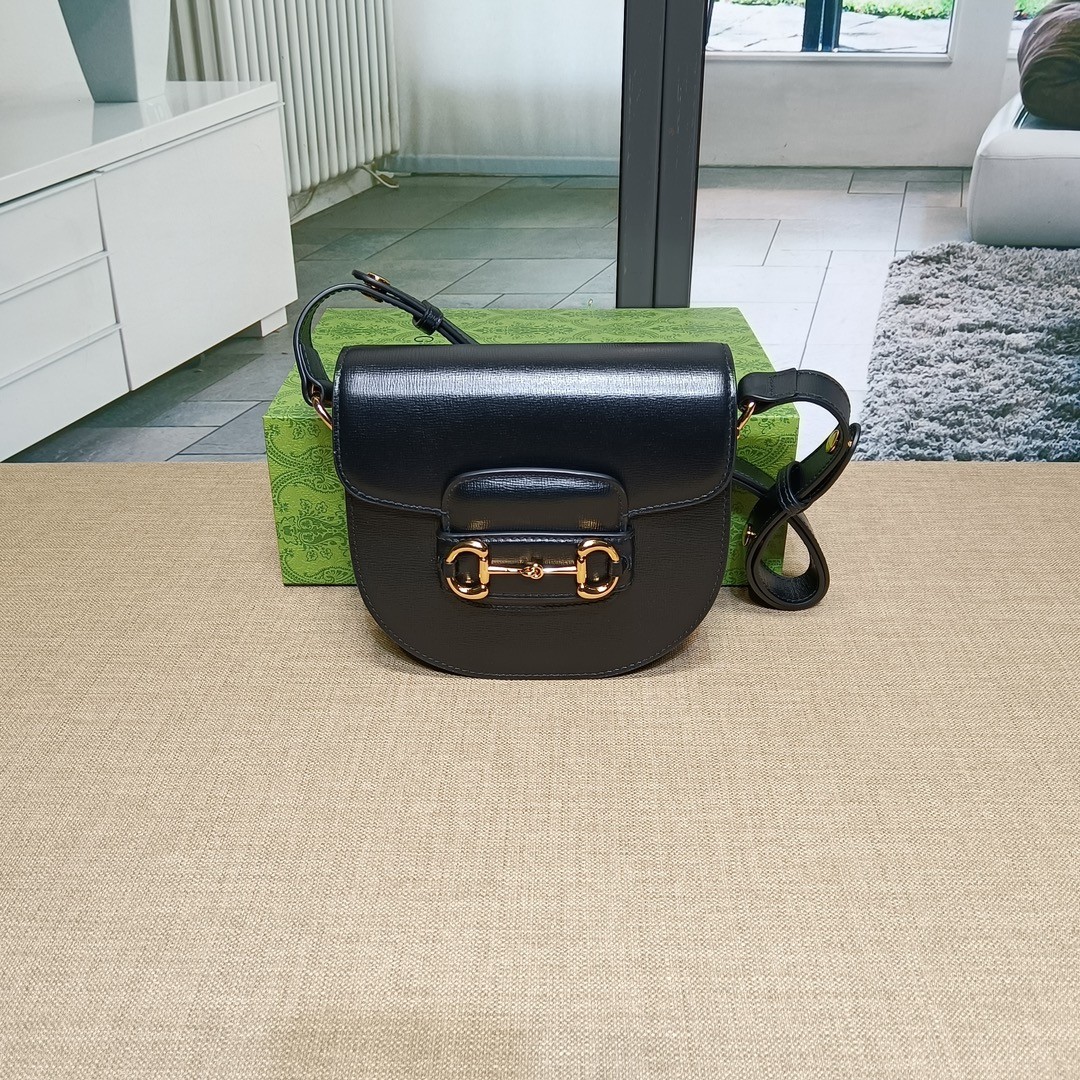 구찌 홀스빗 1955 라운드 미니백