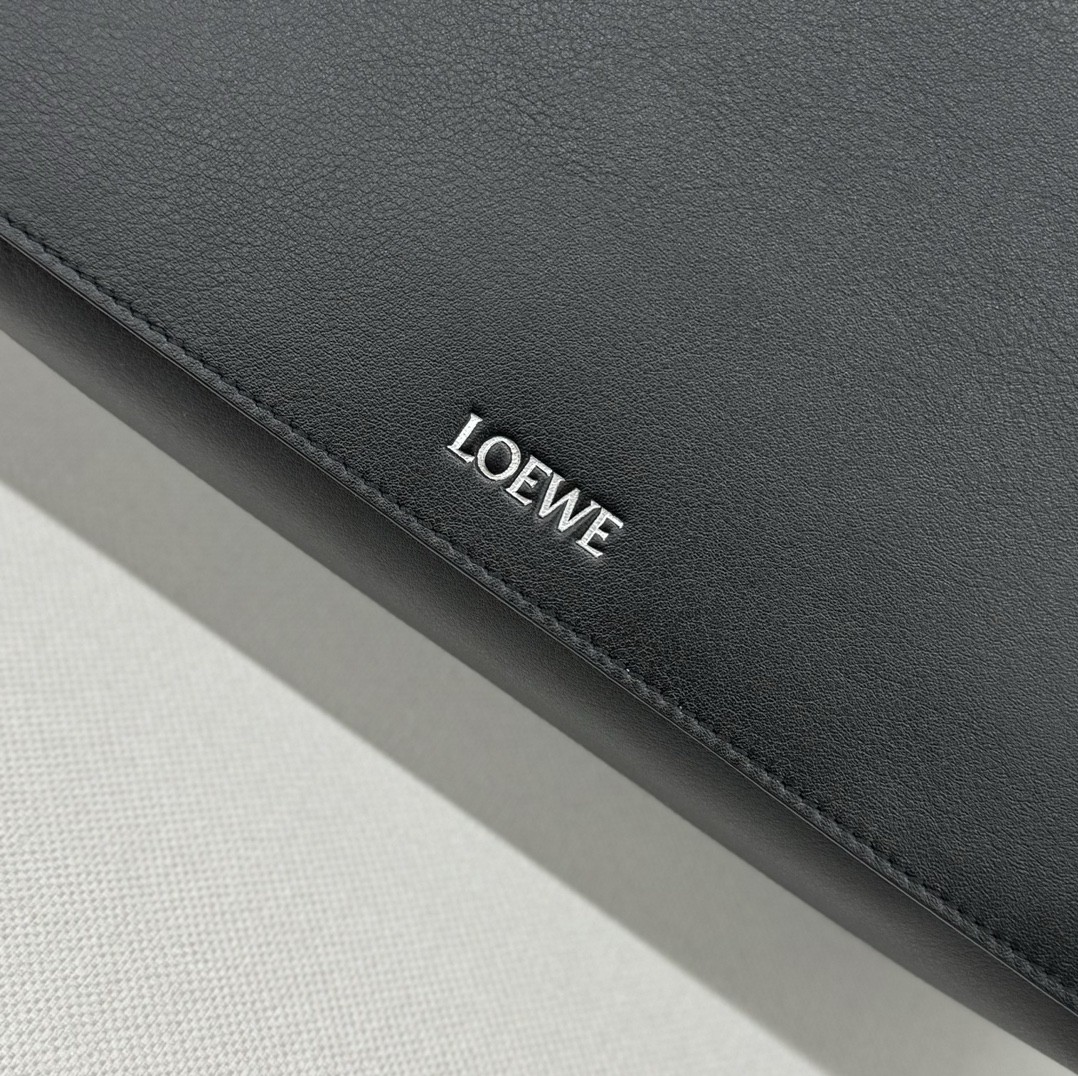 [LOEWE-로에베] 로에베  플랫 메신저백
