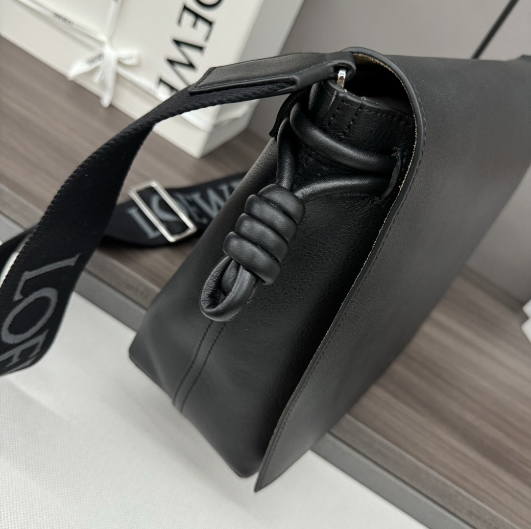 [LOEWE-로에베] 로에베  플랫 메신저백