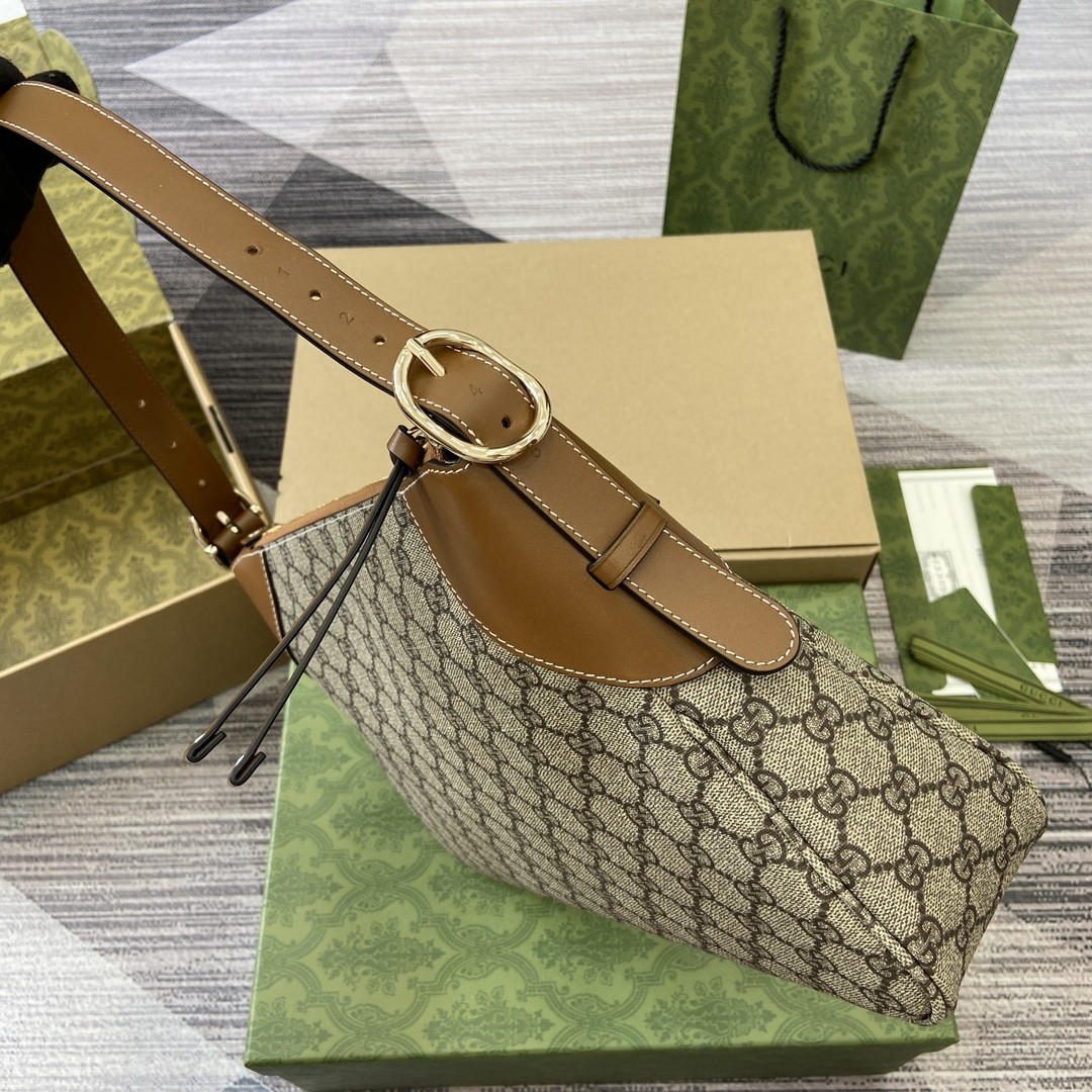 [GUCCI -구찌] 구찌 GG 엠블럼 미디엄 숄더백