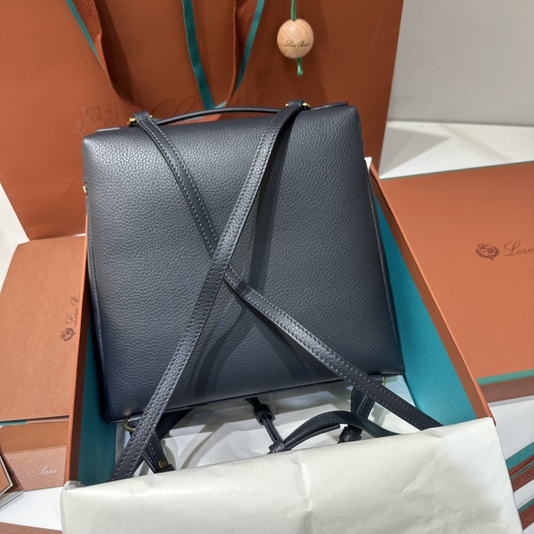 로로피아나 엑스트라 포켓 백팩