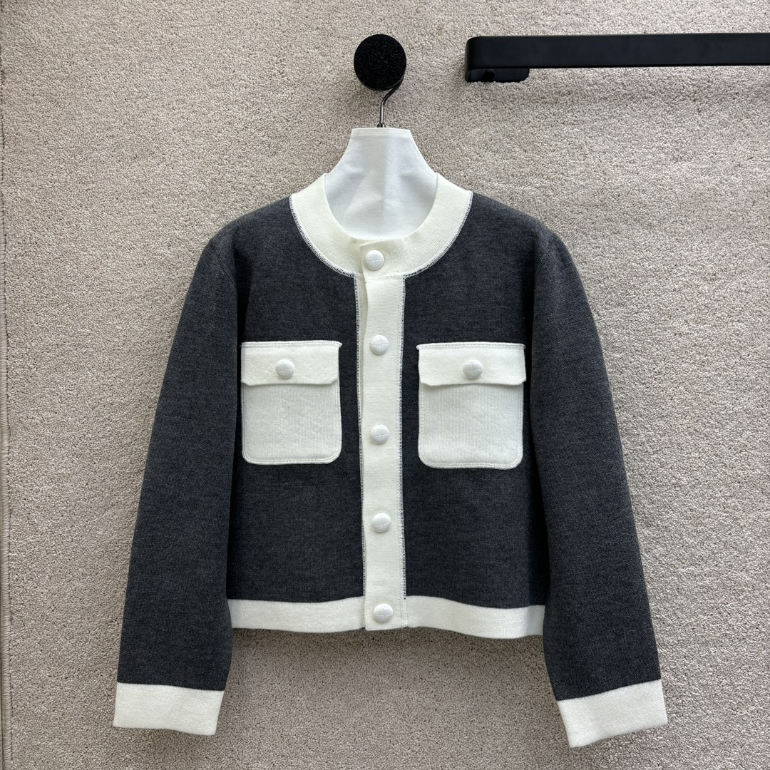 [CHANEL-샤넬] 샤넬 사각 포켓 가디건