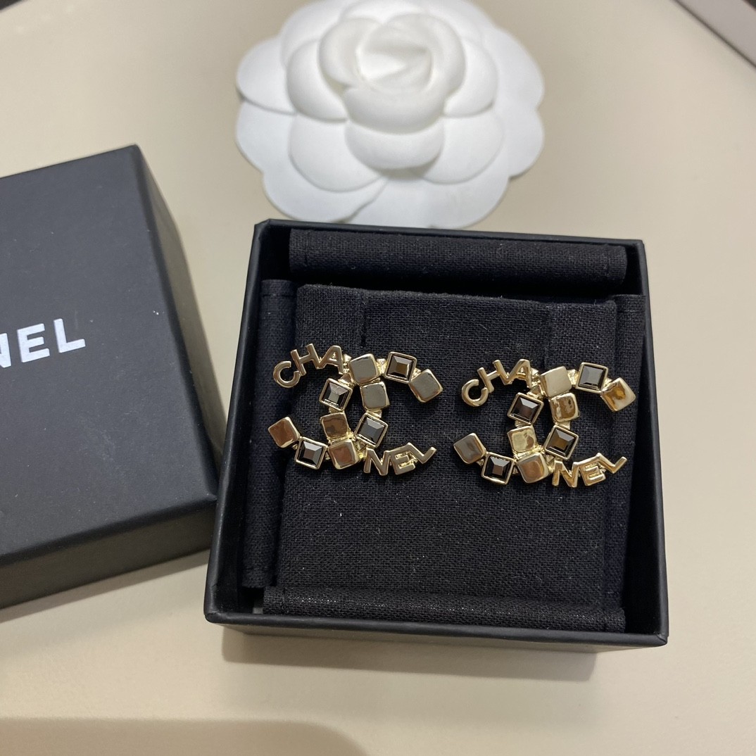 [CHANEL-샤넬] 샤넬 크러쉬  CC로고이어링