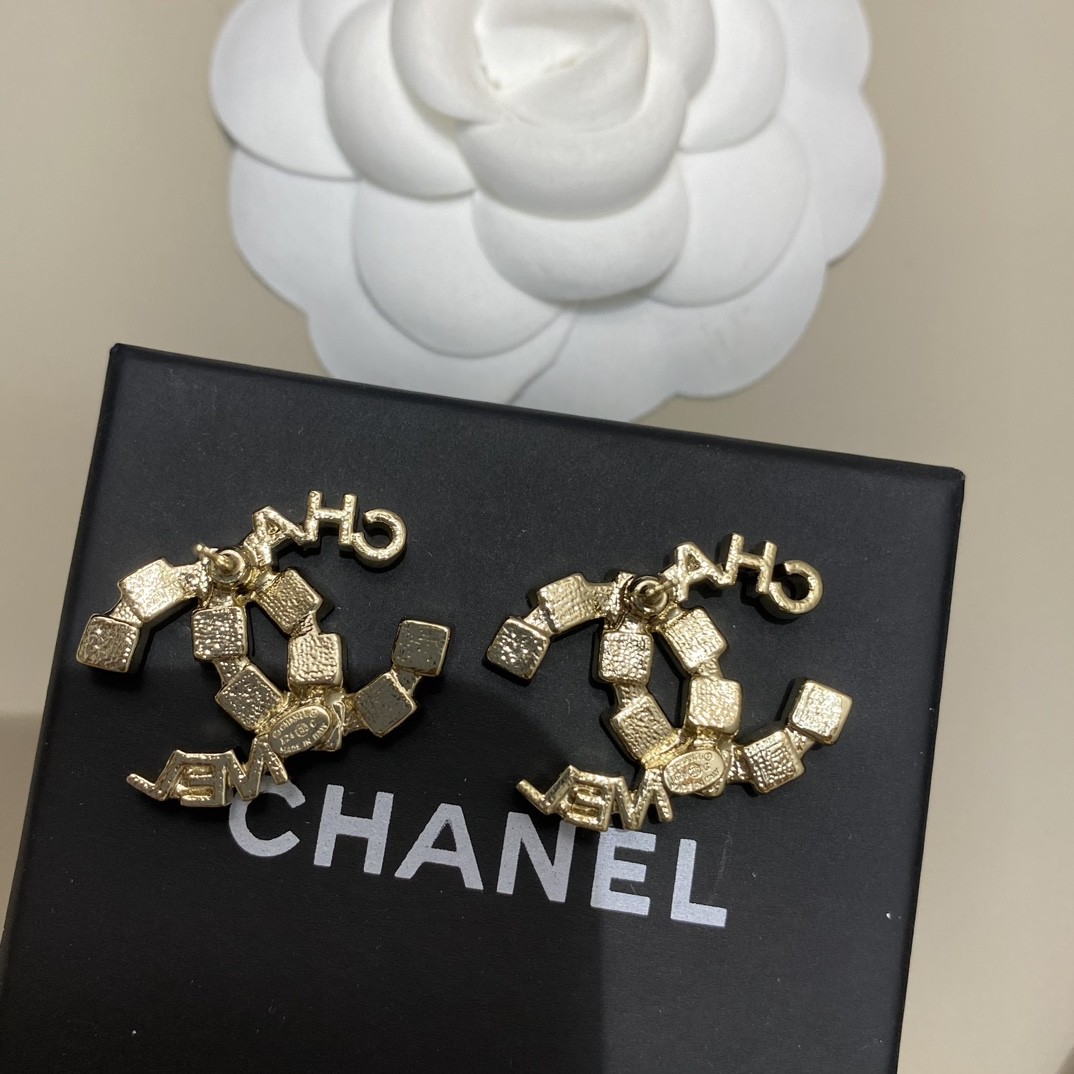 [CHANEL-샤넬] 샤넬 크러쉬  CC로고이어링