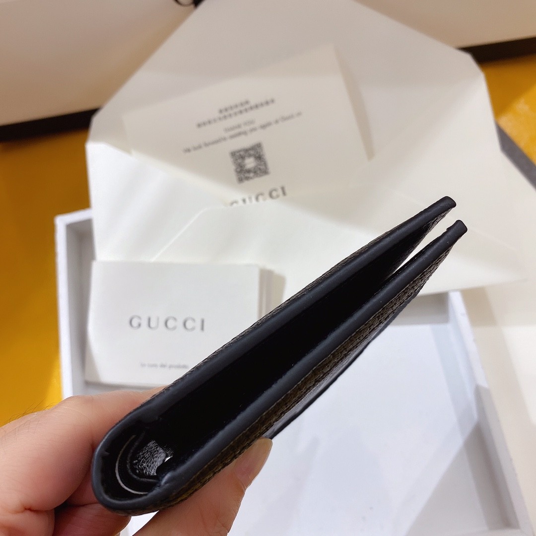 [GUCCI-구찌] 구찌 오프더 그리드 남성 반지갑