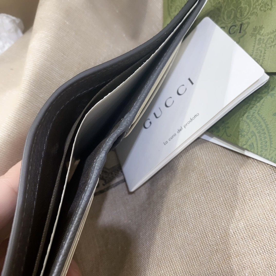 [GUCCI-구찌] 구찌 남성 GG 반지갑 블랙