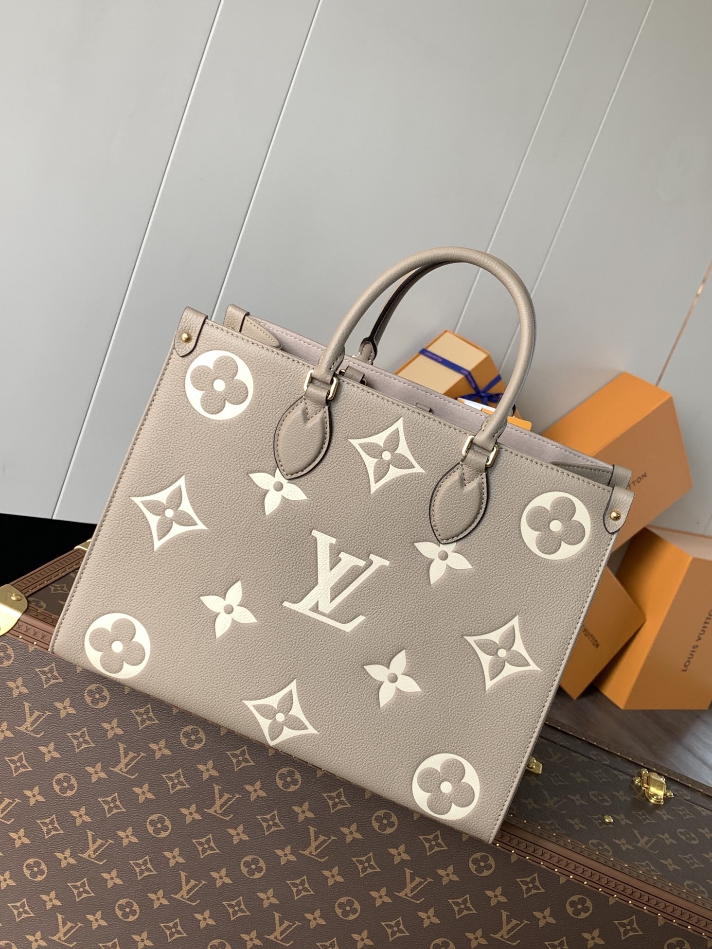 [LOUIS VUITTON-루이비통] 루이비통 온더고 토트백 M45494