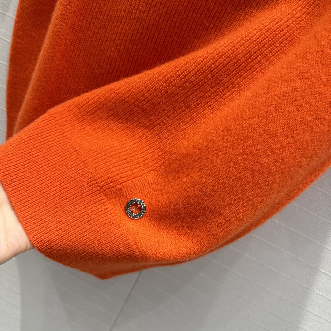 [HERMES-에르메스]  에르메스  반팔 니트 레드