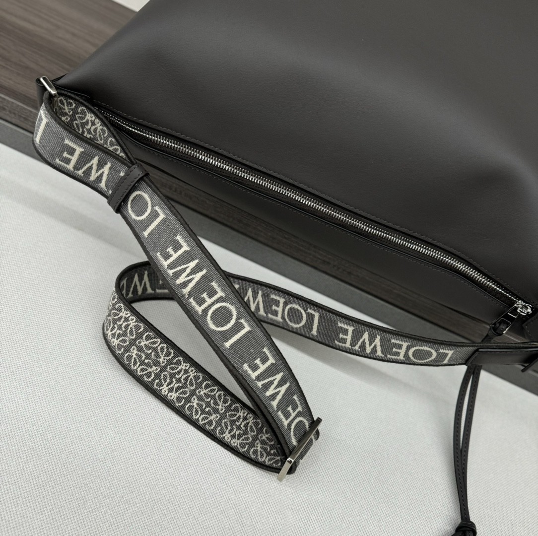 [LOEWE-로에베] 로에베 큐비백