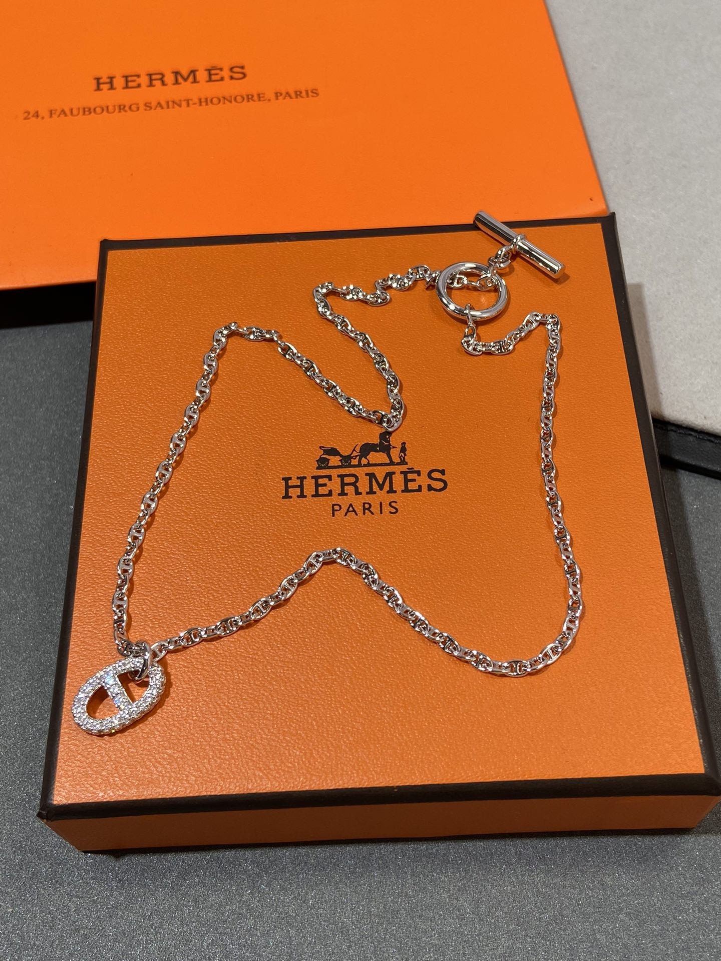 [HERMES-에르메스] 에르메스 샹달 목걸이