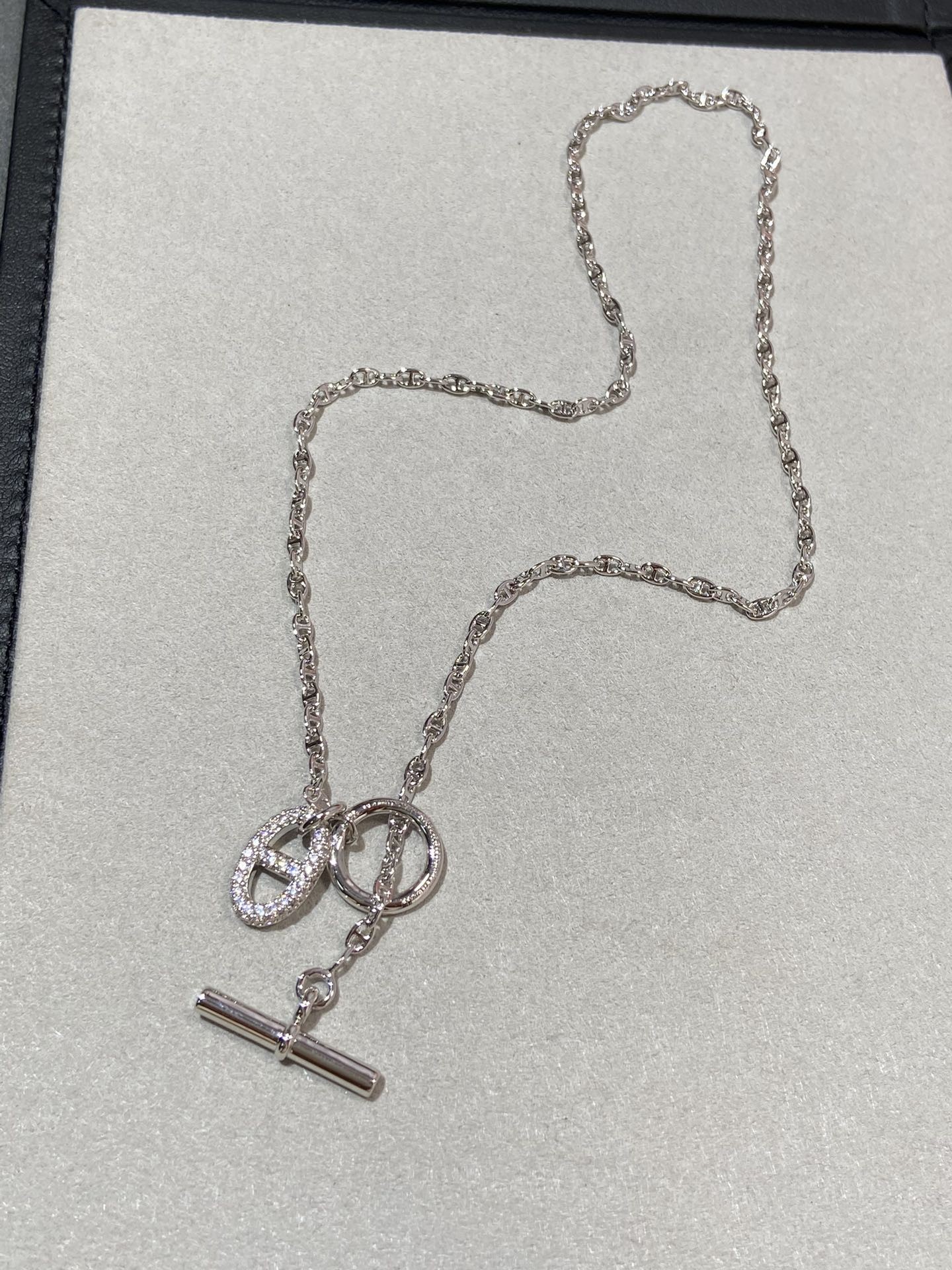 [HERMES-에르메스] 에르메스 샹달 목걸이