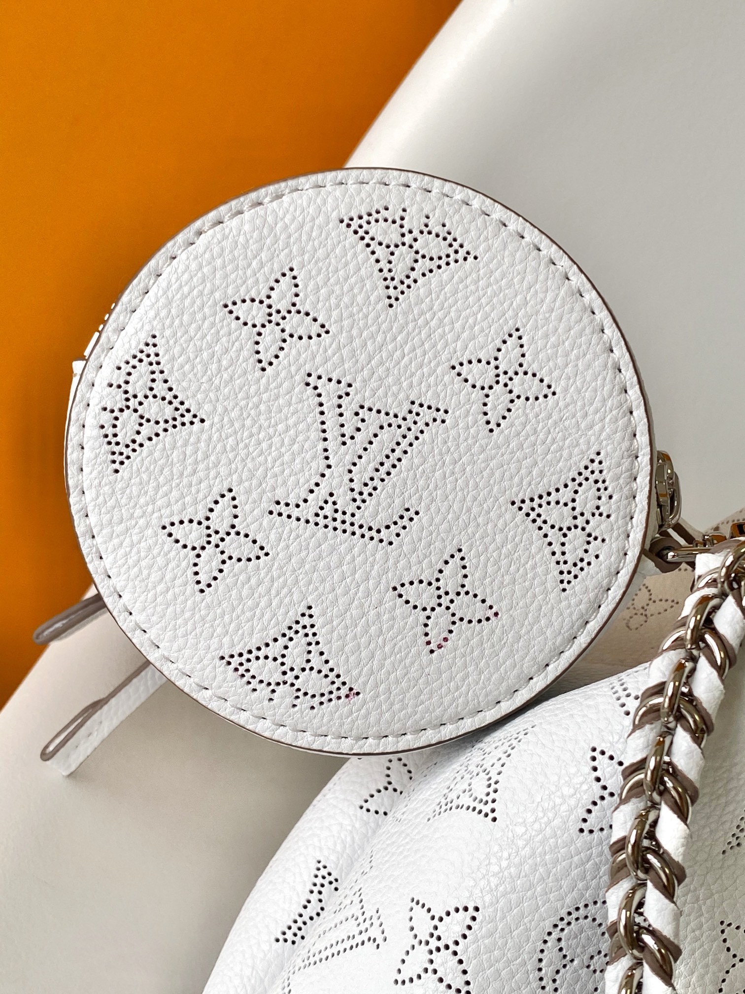 [LOUIS VUITTON-루이비통] 루이비통 신발끈 구두 워커 왁싱 라운드 신발 끈  M11736