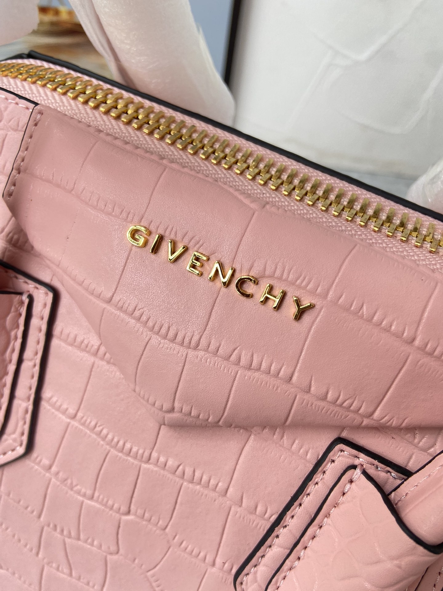 지방시 GIVENCHY Antigona mini tote 안티고나 미니 토트 백