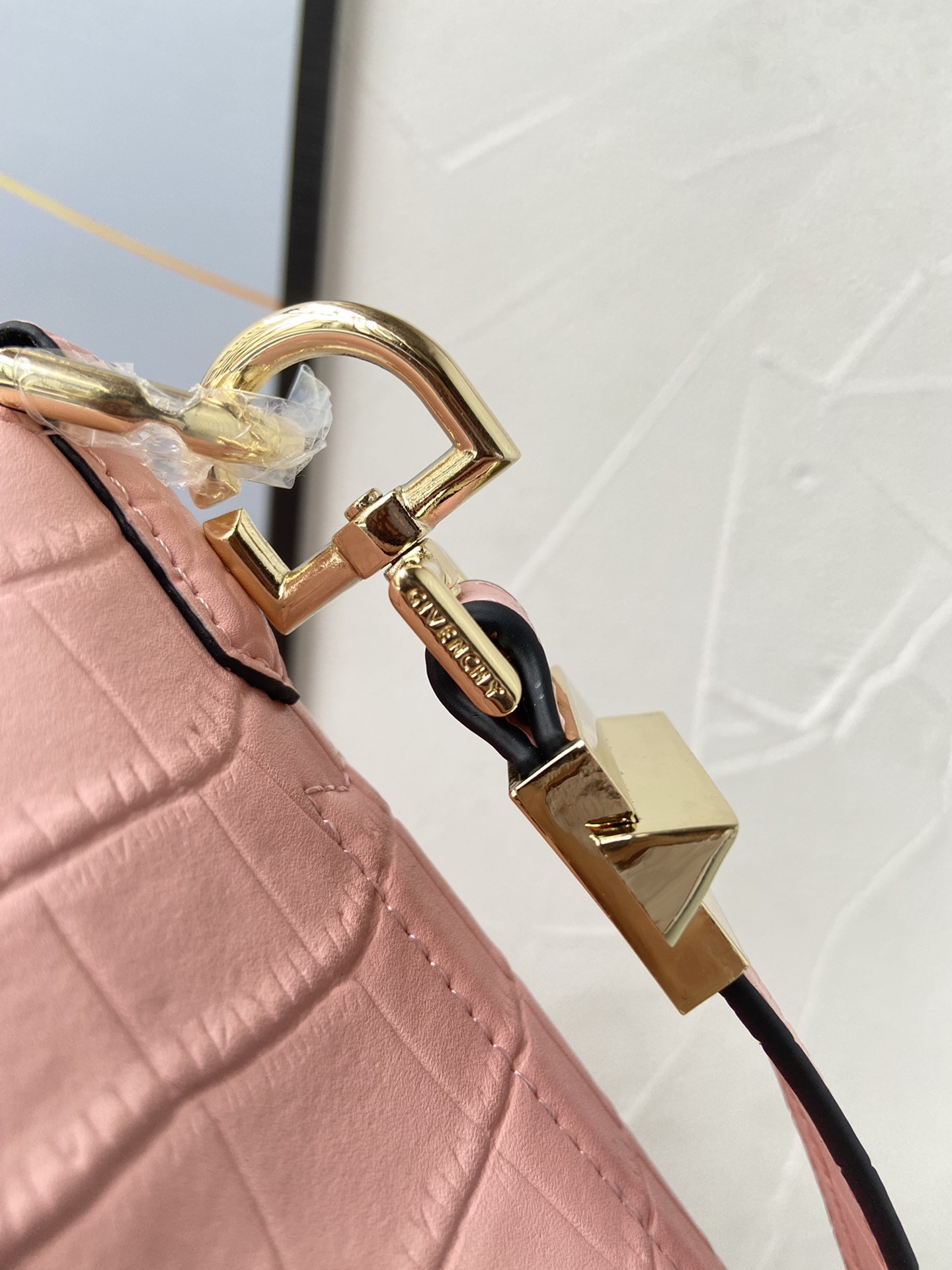 지방시 GIVENCHY Antigona mini tote 안티고나 미니 토트 백